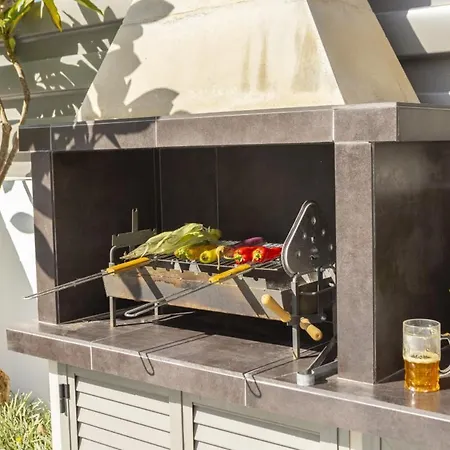 Villa Stylish 3br Private Pool Garden Near Paralimni